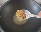 A picture of step 5 of Maharashtrian Pithala.
