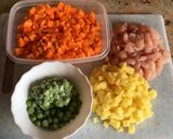 Tárkonyos pulykaleves gazdagon recept fázis 1 fotója
