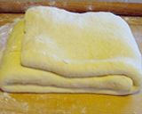Hajtogatott pogácsa recept fázis 3 fotója