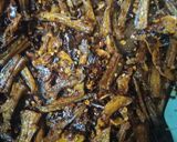 Gambar langkah 6 resipi Dry Fish Azay.