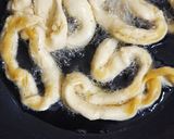 વણેલા ગાંઠીયા(Vanela ganthiya recipe in Gujarati) રેસીપી સ્ટેપ2ફોટો