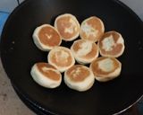 Foto langkah ke 3 dari resep Roti teflon isi kacang ijo.