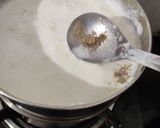 A picture of step 2 of Banana kheer.