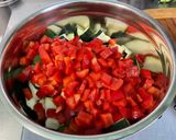 Une image de l'étape 3 de Bœuf aux poivrons, courgettes et tomates.