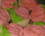 Foto langkah ke 5 dari resep Bolu kukus mawar lembut.