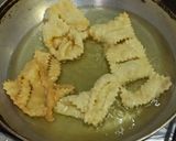 صورة لخطوة 2 من وصفة قريوش ببقايا عجينة البقلاوة 😋