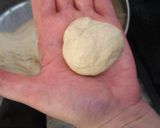 Foto del paso 5 de la receta: Pletzalej /pan judío, pancitos p/ sándwich de pastron