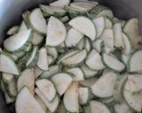 Foto del paso 1 de la receta: Zuchinis revueltos con huevo
