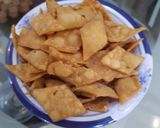 A picture of step 3 of 3 ingredients Namkeen parey.