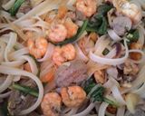 Foto langkah ke 6 dari resep Fetucini Dengan Ayam dan Udang.