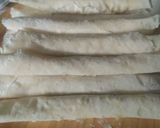 Foto langkah ke 3 dari resep Banana cheesy Roll (pisang frozen).