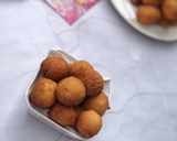 A picture of step 6 of Nigerian Buns.