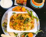 A picture of step 4 of Schezwan Fried Rice masala 😋😋😋.