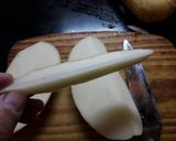 Foto del paso 1 de la receta: Papas al horno saborizas con hierbas... 😉😉😉😉