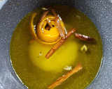 Foto del paso 3 de la receta: 🍐🪻 Peras al almíbar de azafrán + Tarta de peras al azafrán - Dos recetas en una 🪻🍐