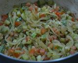 Foto del paso 5 de la receta: Zucchini, tomate y huevo con un toque especiado