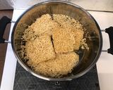 A picture of step 1 of Drunken-Style Stir-Fried Instant Noodles (Pad Kee Mao Mama) – Easy Recipe Abroad.