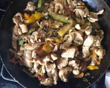 Foto del paso 3 de la receta: Fajitas de pollo con salsa mango/habanero