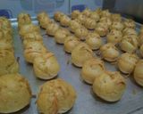 Foto langkah ke 8 dari resep Sus Kering Keju.