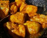 A picture of step 5 of Murgh Badami Korma.