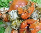 Hình bước làm 4 của món Cua Xào Bơ Tỏi Ngày Mưa Bão