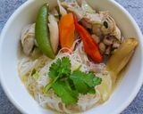 Gambar langkah 7 resipi Bihun Tomyam Putih.