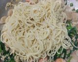 Foto langkah ke 3 dari resep Mie Kangkung Belacan.