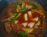 Foto langkah ke 3 dari resep Hot Tok-poki Instan (dengan kreasi sendiri).