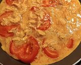 Foto del paso 2 de la receta: Wrap de tomate, queso, atún y huevo