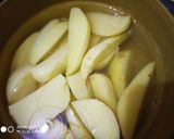 A picture of step 2 of Aloo Baigan jhol.