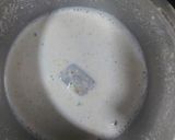 A picture of step 1 of Chicken Haryali.