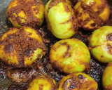 देसी भरवां टिंडे (desi stuff apple gourd recipe in Hindi) रेसिपी चरण 4 फोटो