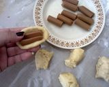 Foto langkah ke 7 dari resep Donat-Roti Sosis dengan wijen.