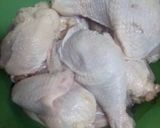 Foto langkah ke 1 dari resep Ayam Bumbu Hitam Khas Madura.