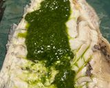 Foto del passaggio 3 della ricetta Orata croccante con pesto di erbe e fiori