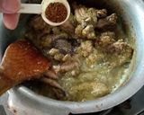 A picture of step 5 of Green Masala Chicken.