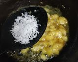 A picture of step 8 of Air fryer Banana Halwa Wontons.