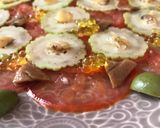 Foto del paso 9 de la receta: Carpaccio de tomate, alficoz, salazones y caviaroli