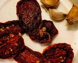Foto del paso 1 de la receta: Bife de chorizo al horno con costra de tomates secos