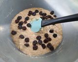 Foto del paso 3 de la receta: Budín de bananas con pasas sin manteca ni azúcar