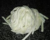 Hình bước làm 5 của món Mì tươi đậu cô ve