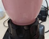A picture of step 3 of Strawberry ice-cream.