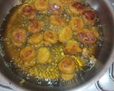 A picture of step 4 of Dahi Fulki.