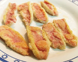 Foto del paso 4 de la receta: Filetes de Salmonetes fritos con Alubias blancas y Tocino ibérico