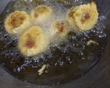 A picture of step 4 of Aloo Bonda (Potato Fritter Recipe).