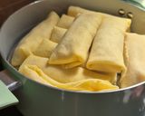 Foto langkah ke 7 dari resep Egg Chicken Roll ala Hokben.