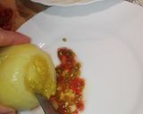 Foto del paso 2 de la receta: Ensaladilla picante de aguacate y cangrejo