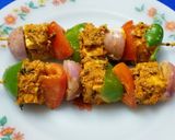 A picture of step 5 of Paneer Tikka.