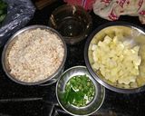 A picture of step 1 of Sabudana khichdi.