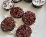 Foto del paso 1 de la receta Tostas de morcilla de Burgos y pimientos de Padrón